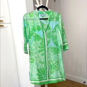 Gorgeous like new 💯 % silk dress